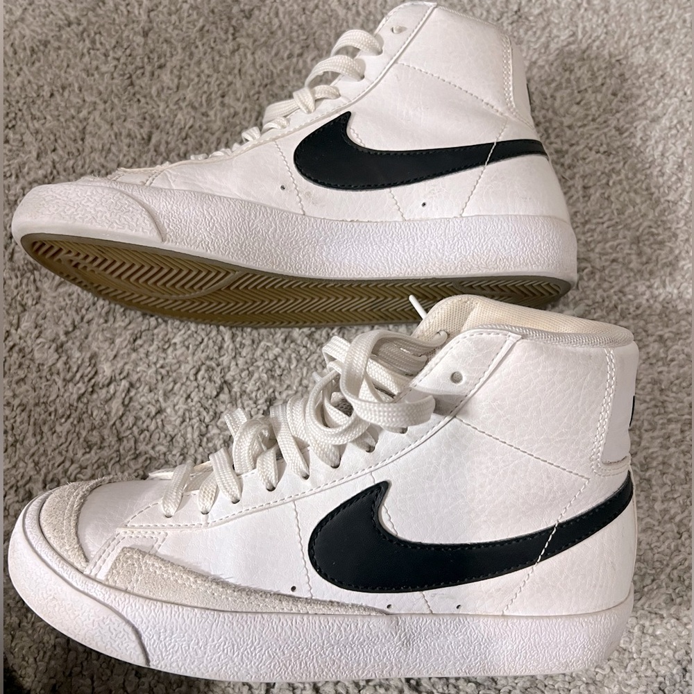 Black & White Nike Blazers